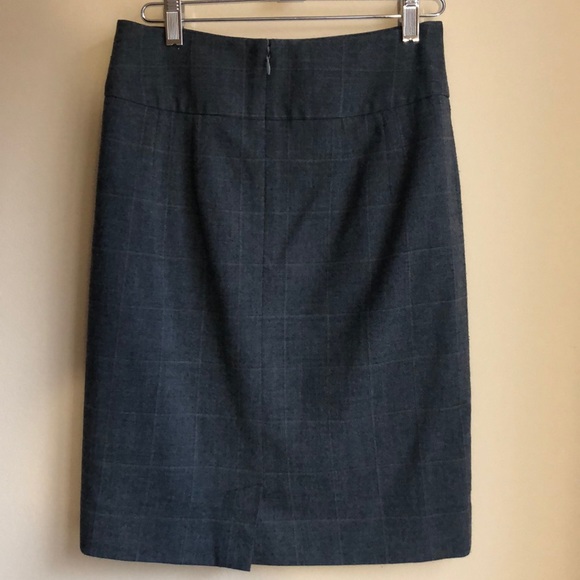 Banana Republic Factory Gray Plaid Pencil Skirt - Picture 2 of 6